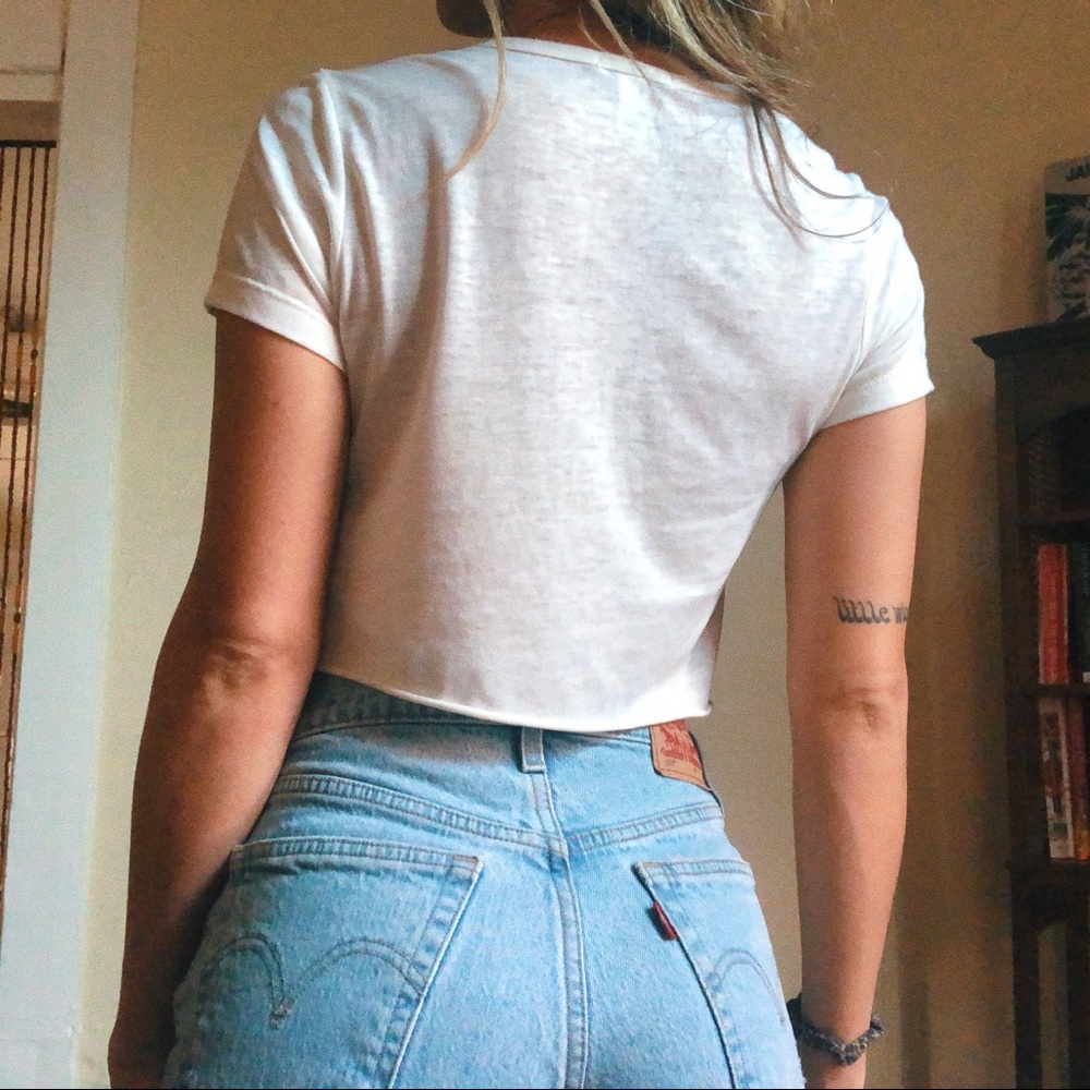 Crop tee 🍒🌈 - Picture 3 of 3